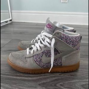 Nike liberty zoom high tops size US8